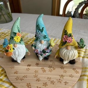 Set of 3 Springtime gnomes.